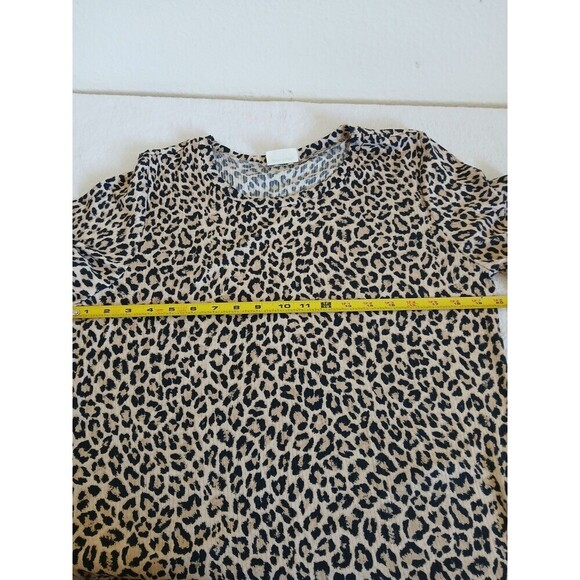 FREE KISSES Womens Blouse Top Animal‎ Print Short Sleeve Round Neck 1X Safari - Picture 10 of 14
